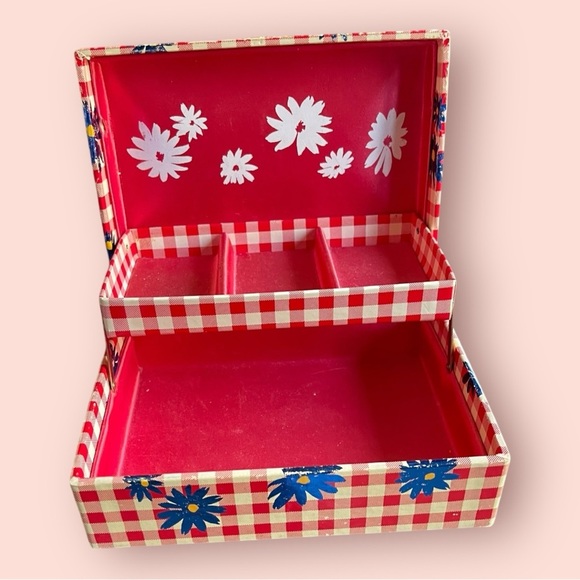 Vintage Hippie Flower Power Decorative Paper Cardboard Jewelry Box Chest - Picture 3 of 4